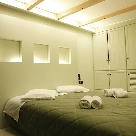 Отель Plastiras Hotel Neraida (Lake Plastiras)